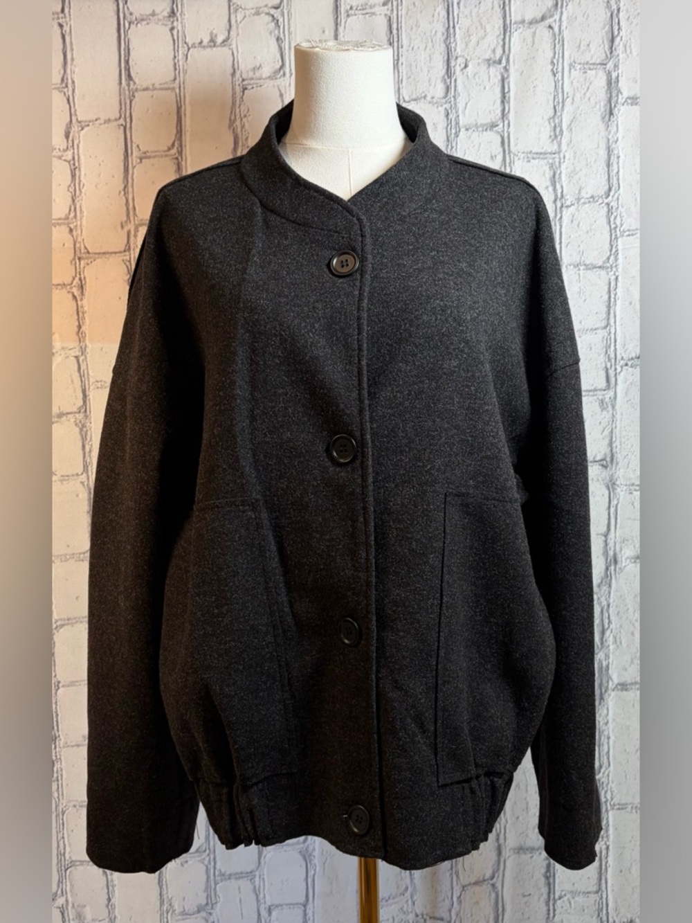 Max Studio Size:XL Classic Women's Charcoal Button Jacket Pockets